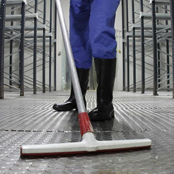 CLEANING OF INDUSTRIAL PLACES